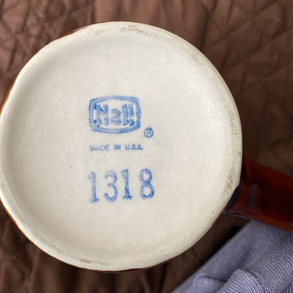 Hall Dining Two Hall Made In Usa 318 Brown Shiny Coffee Mugs Never